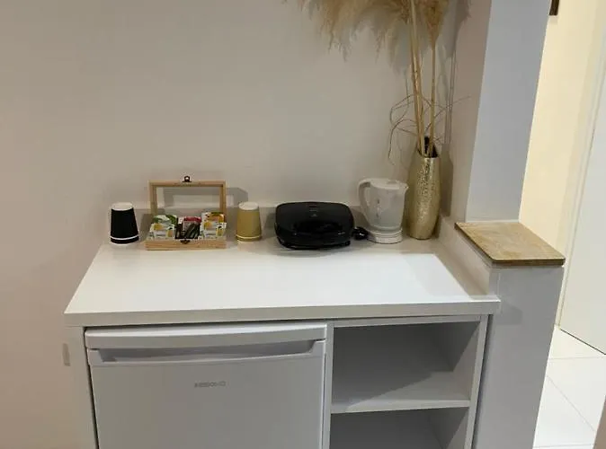 Jz E'bella Vendégház Rhodes City